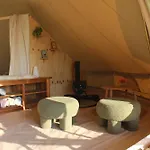 Belltent 't Bievink - Buitengewoon Overnachten 豪华帐篷