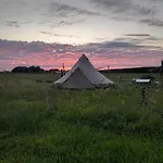 Belltent 't Bievink - Buitengewoon Overnachten 豪华帐篷